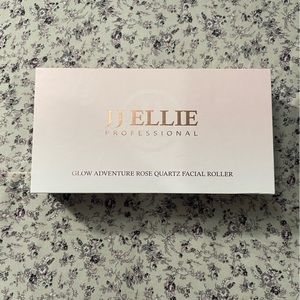 JJ ELLIE GLOW ADVENTURE ROSE QUARTZ  FACIAL ROLLER